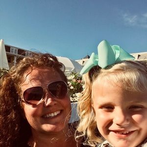 Meet your Posher, Jenny